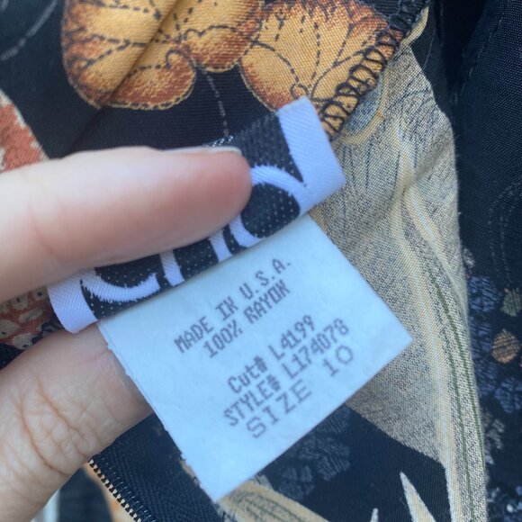 Vintage Clio Skirt Sz 10 Black Floral Umbrella Print Midi Asian Inspired Boho - Picture 14 of 14